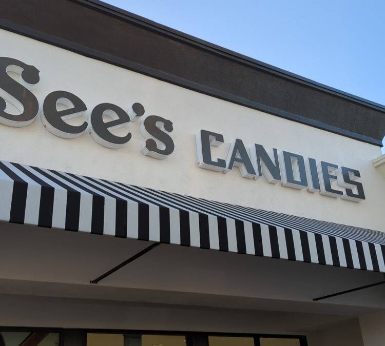 sees-candies-photo
